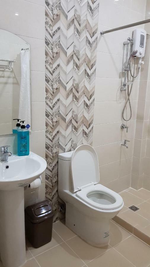Acrige Apartelle 2-4 Pax Queen @ Heart Of Bogo City Banban Dış mekan fotoğraf