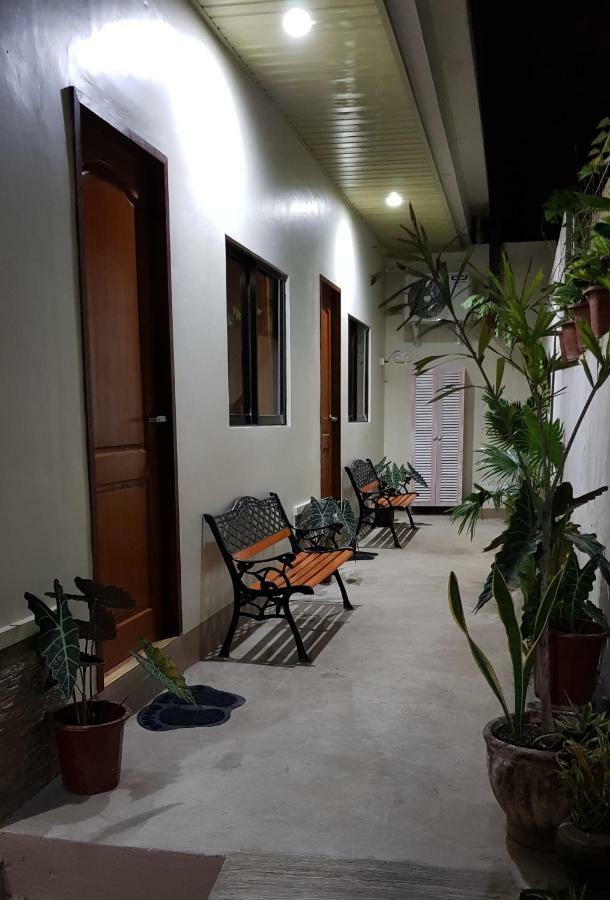 Acrige Apartelle 2-4 Pax Queen @ Heart Of Bogo City Banban Dış mekan fotoğraf
